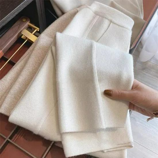 

2023 Модные свободные широкие трикотажные белые брюки для женщин S