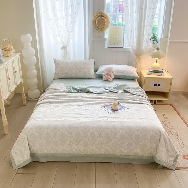 Breathable Cooling Summer Quilt