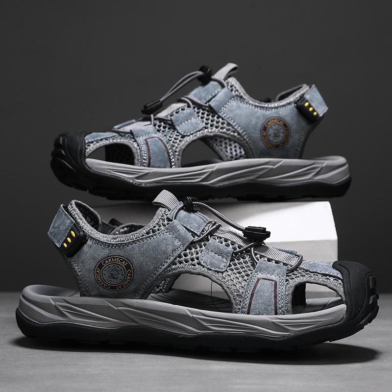 Fashion 2025 New Vintage Men's Sport Sandals Summer Outdoors Hiking Mesh Shoes Breathable Fashion Casual Sneakers Soft Bottom Male Flats