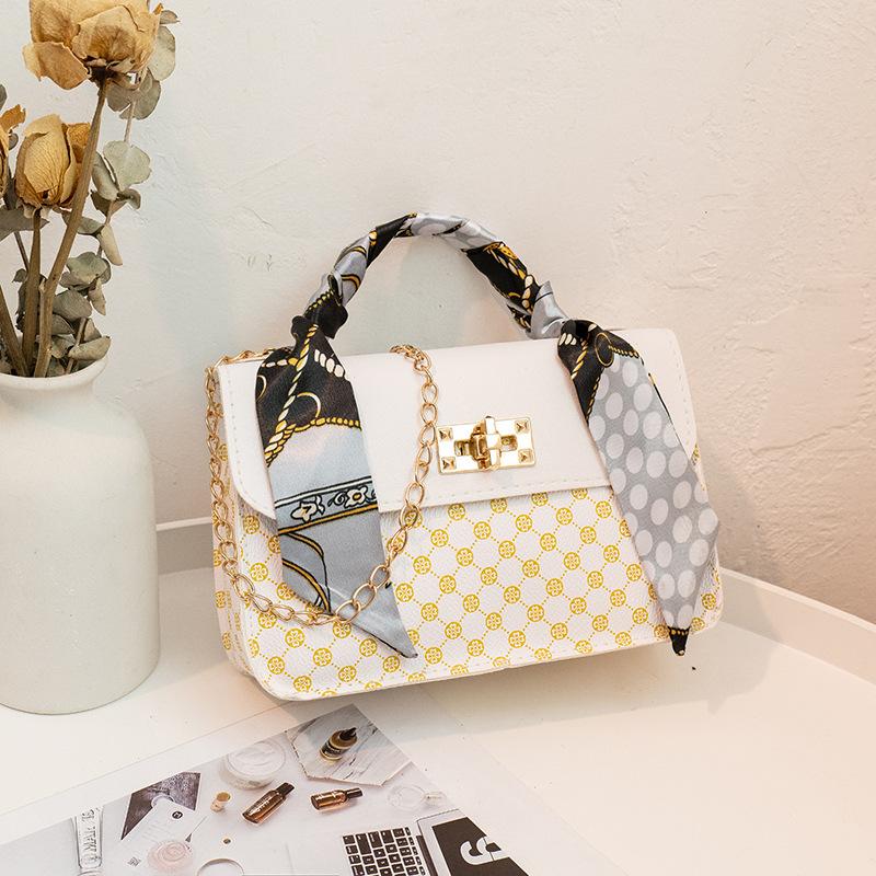 Womens Decoration Fashion Crossbody Bag Pu Material Convenient Comfortable And