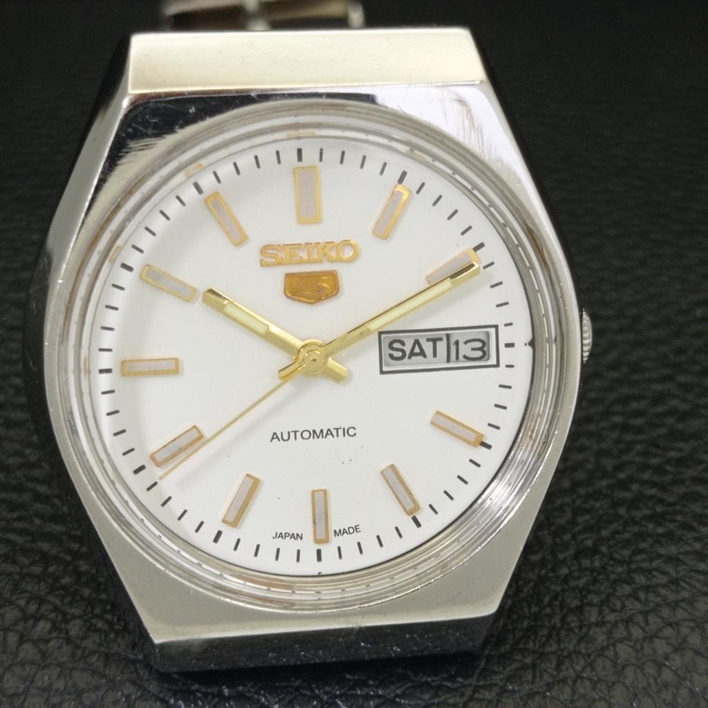 JAPAN 6309A VINTAGE SEIKO 5 AUTOMATIC MENS WHITE COLOR DIAL WATCH A701379-5