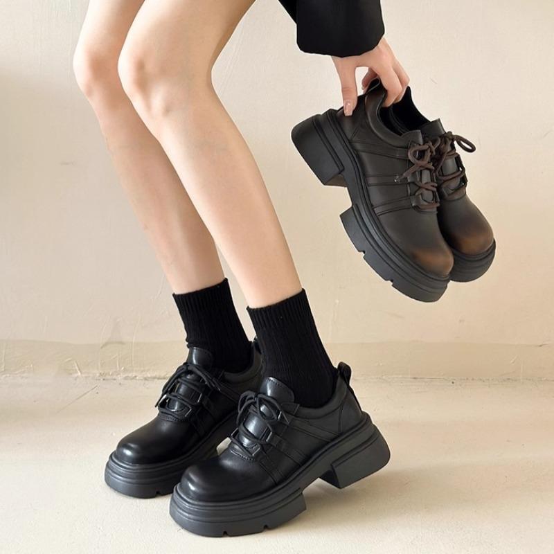 Fashion 2025 New Womens Loafers Shoes Platform Fashion Style Slip-on Spring Leather Retro Shoes Women Casual and Comfortable Shoes