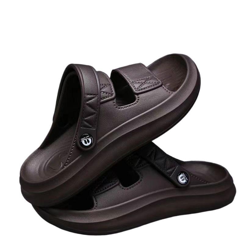 Men's latest cool slippers ultra-light trendy models go out two wear beach slippers
