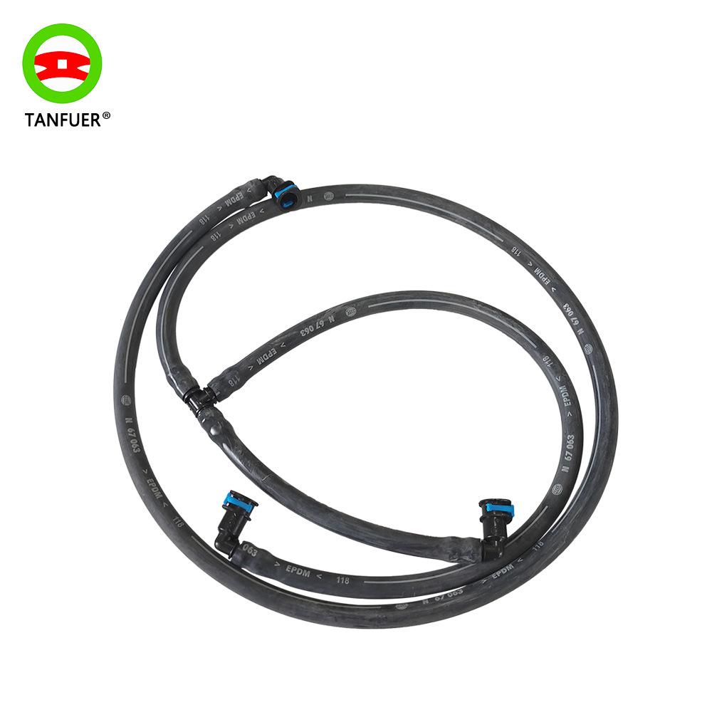 Mercedes W245 A1698600392 Black Rubber Headlight Washer Hose