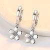 1 Pair of Fashionable Small Fresh Temperament Flower Earrings, Simple Flower Earrings