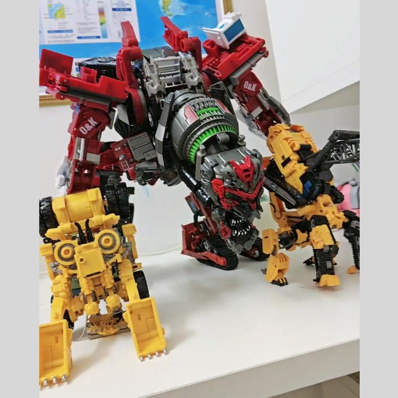AOYI BMB 8 IN 1 Anime Devastator Toys Transformation Action Figure Model KO GT Truck Crane Robot Car Kids Boy Gift H6001-8B
