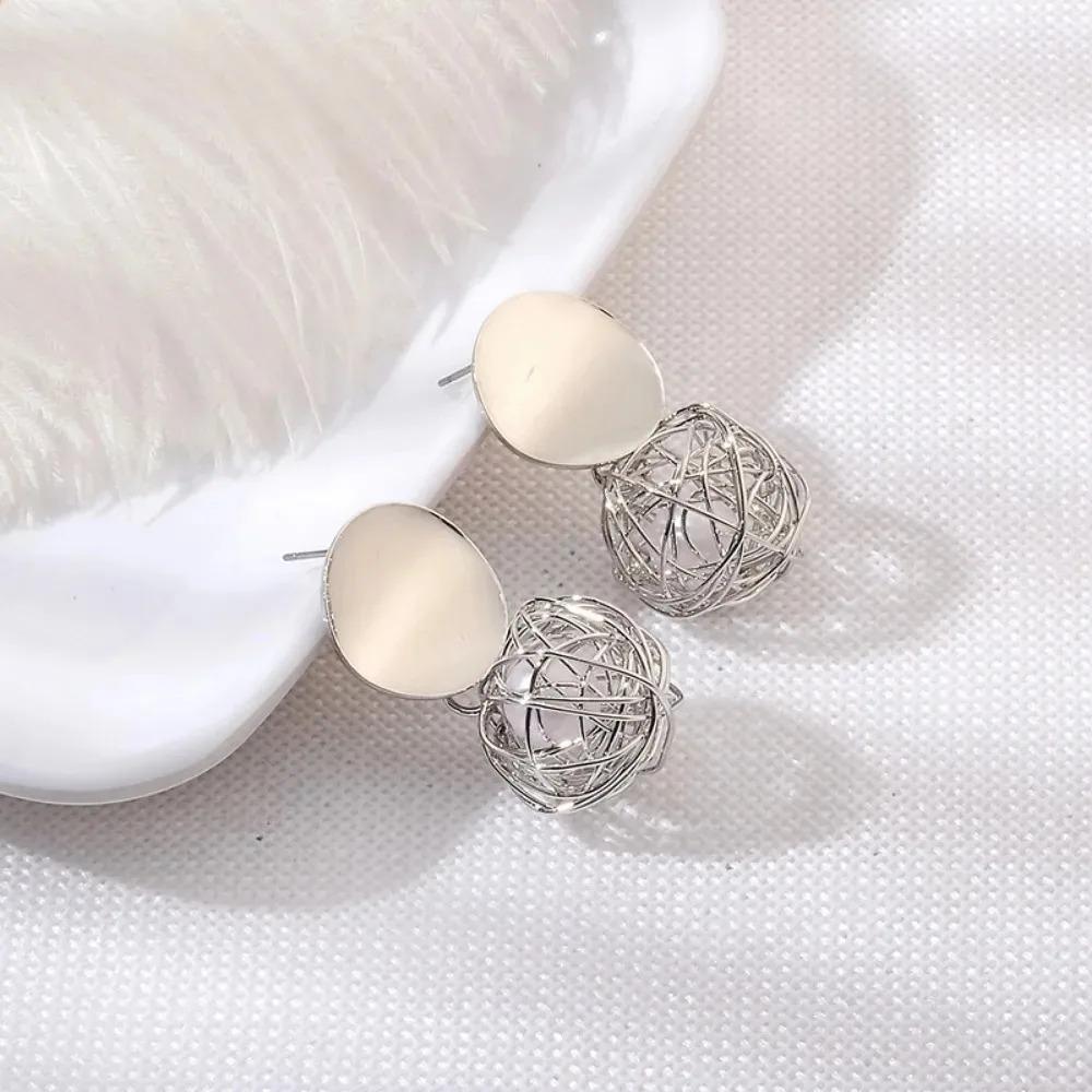 SUMENG New Korean Simple Retro Geometric Earrings for Woven Ball Imitation Pearl Smooth Round Earrings Metal Jewelry Accessories