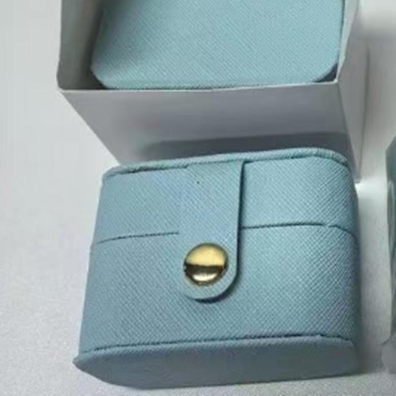 Portable Niche Jewelry Organizer for Earrings, Necklaces, and Rings