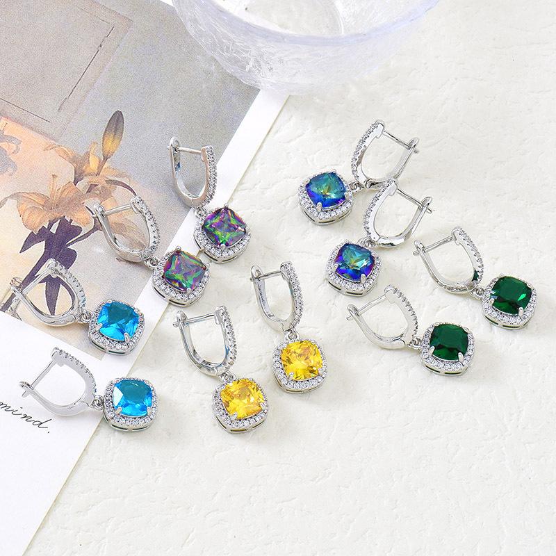 Klasik Üst Düzey Küpeler Hafif Lüks Küpeler Sekiz Kalp Sekiz Ok Zirkon Kakmalı Küpeler