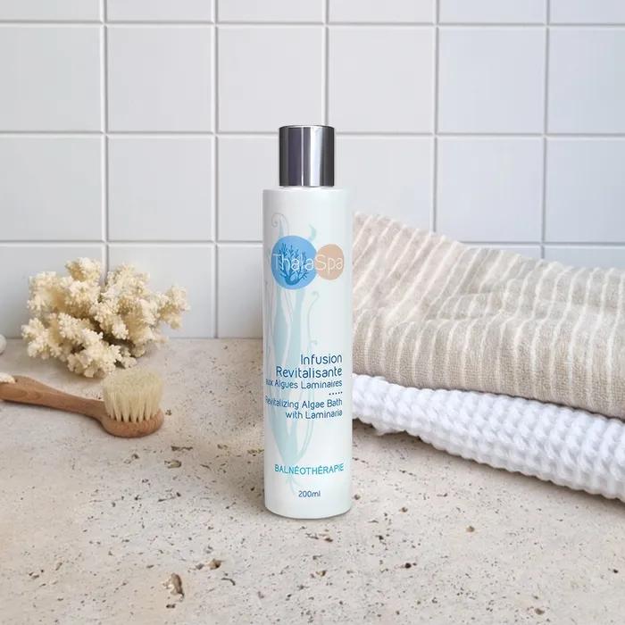 

Revitalizing Algae Bath with Laminaria Bath Salt 200ml