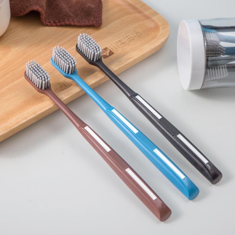 Men's Medium-Bristle Toothbrush for Removing Plaque, Tartar, and Nicotine Stains - Official Genuine Product, Adult Model, Brand Flagship.