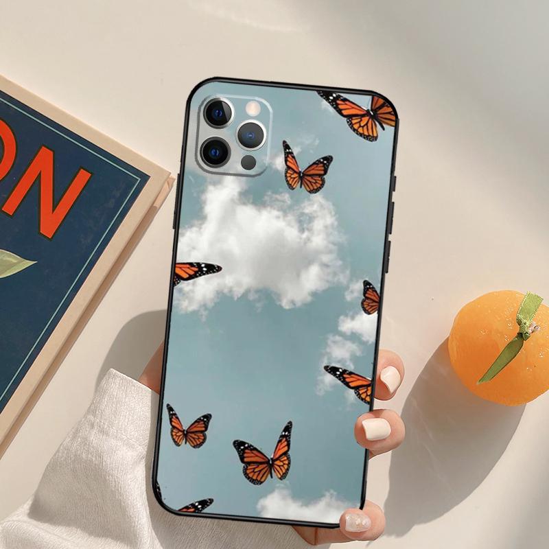 Cute Aesthetic Butterfly Funda Case For iPhone 16 15 14 Pro Max 11 12 13 Pro Max Mini XR 16 15 Plus 16e Phone Cover