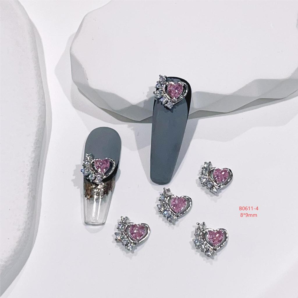 Heart Chain Tassel Alloy Nail Art Jewelry Stickers with Zircon Accents