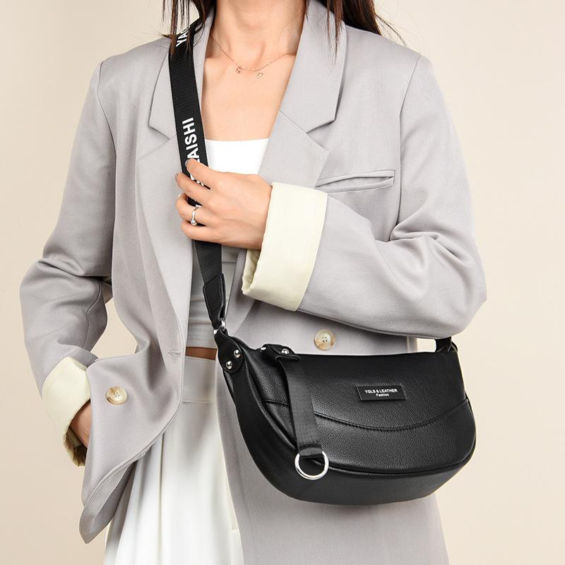Crossbody bag summer new light solid color soft leather women's bag fashion leisure bag single shoulder mother bag