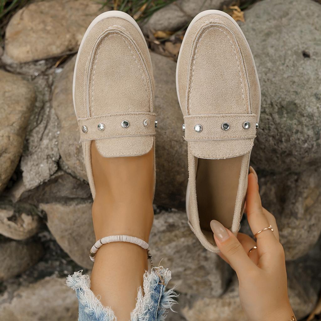 Foreign trade large size women's shoes 2024 autumn new European and American low-heeled metal rivets one pedal lazy casual single shoes women