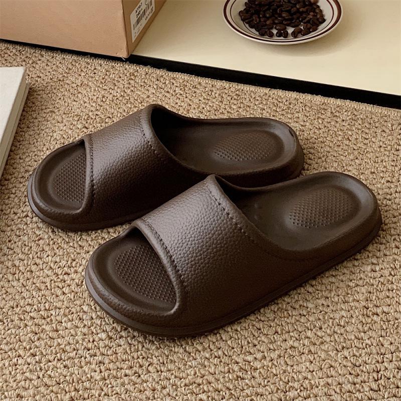 Retro Leather-Texture Summer Slippers for Men and Women - Lightweight, Cool, Casual Home Wear, In Stock