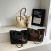 Premium Retro Large-Capacity Bag Women'S New Fashion Commuter Bag Shoulder Bag Popular Tote Bag