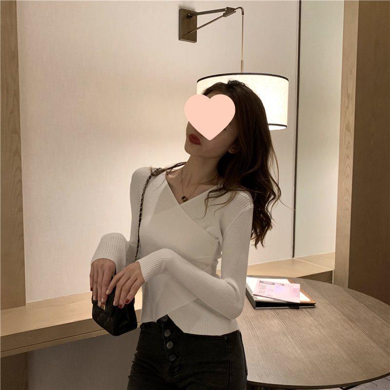 

Women s Long Sleeve Trendy Base Shirt: Fashionable European Design for Spring and Autumn L
