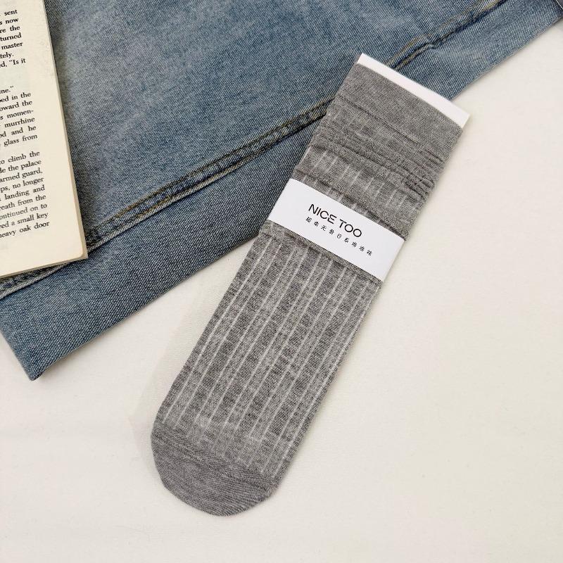 Thin Style Children's Short Tube Striped Sheer Stocking, Solid Color Long Cotton Sock, Versatile and Suitable for All Occasions.