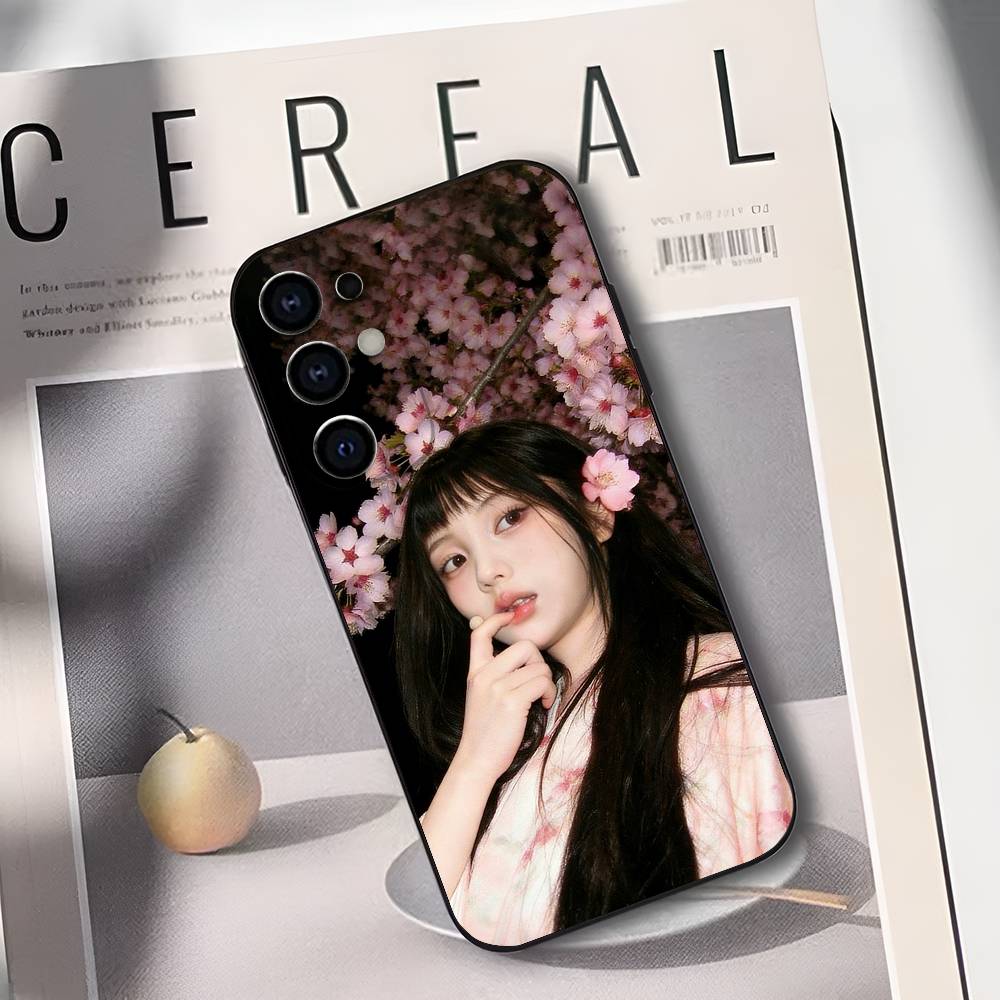 W-Wonhee Lee Won Hee Phone Case For Samsung S25,S24,S21,S22,S23,S30,Ultra,S20,Plus,Soft Silicone Black Cover