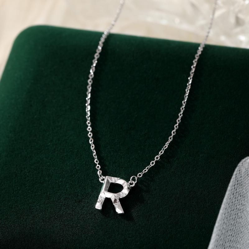 Banyan Tree S925 Silber Halskette mit englischen Buchstaben und Diamanten – Elegante und vielseitige Schlüsselbeinkette für Damen
