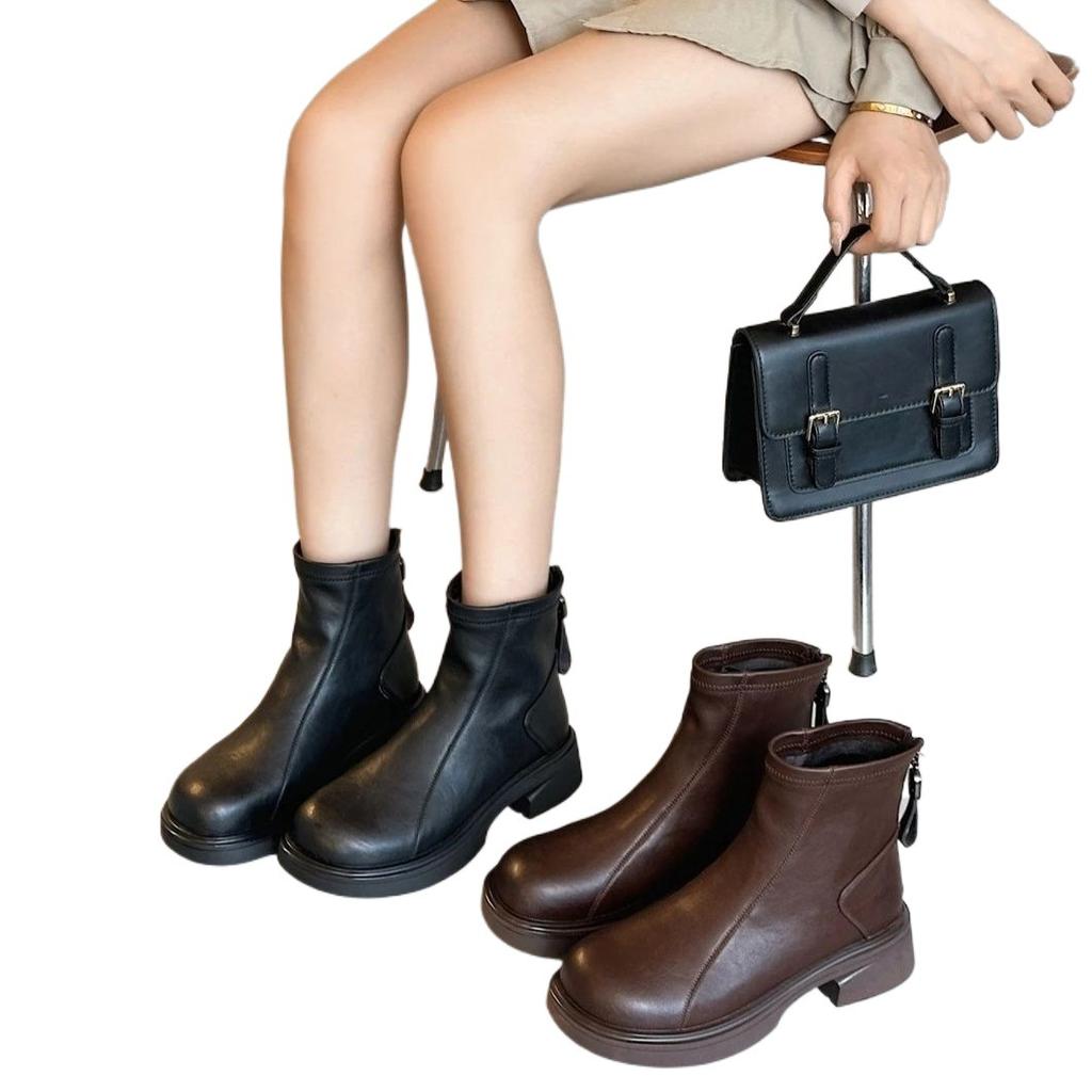 Leather short boots thick-soled round-headed retro Martin boots women's 2025 autumn and winter velvet new British foreign fashion women's boots