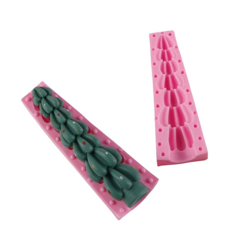 3D Christmas Tree Silicone Candle Molds, 3D Tree Shaped Silicone Candle Molds for Epoxy Resin, Candle, Home Decoration 1