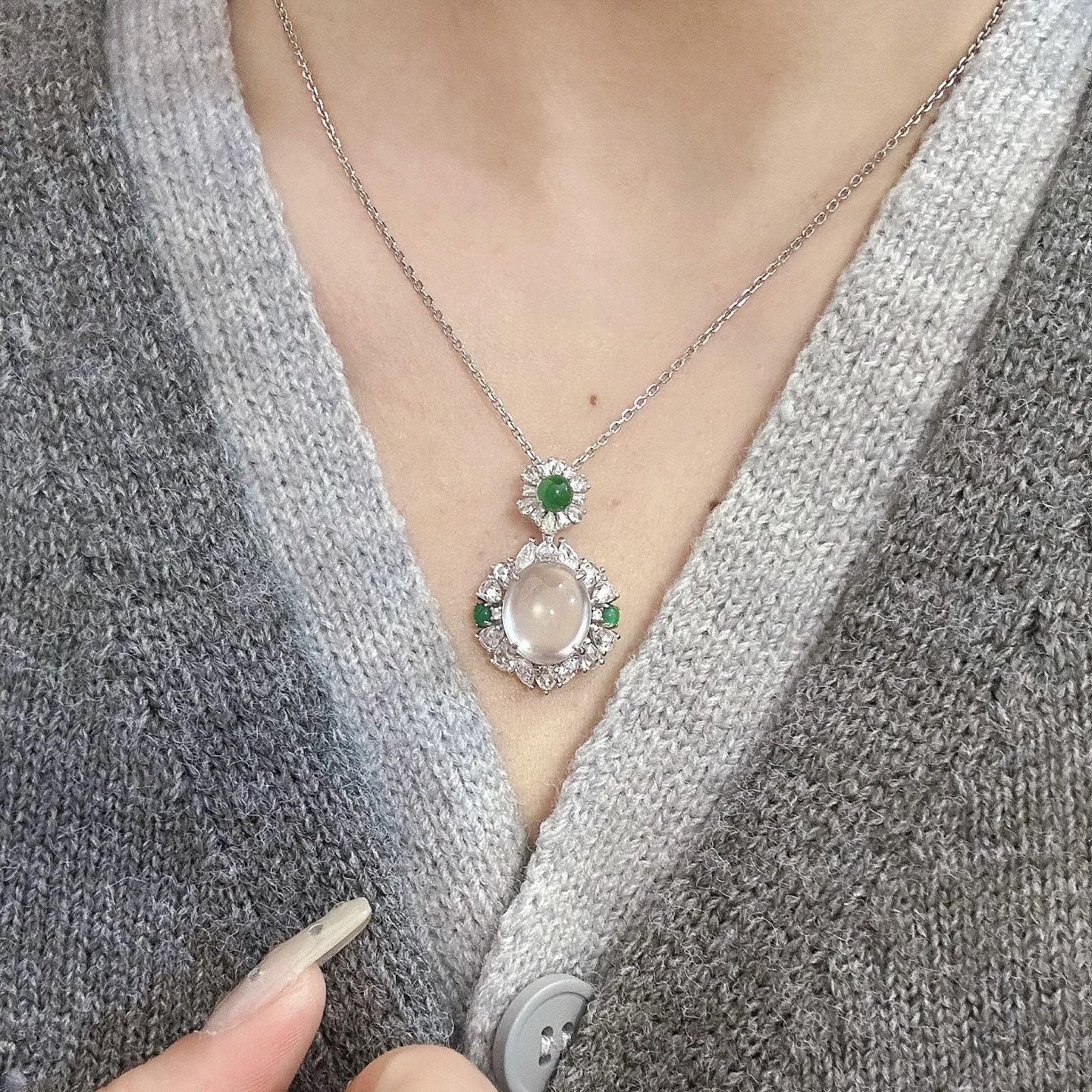 

Новое в китайском стиле Натуральный ледяной халцедон Круглое зеленое ожерелье Винтажный цветочный кулон Цепочка-ожерелье Свадебные украшения 45cm