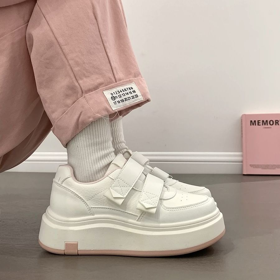 Popular women's shoes platform white shoes 2025 autumn new Velcro board shoes versatile and popular casual sports shoes