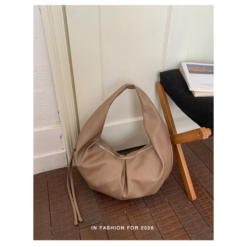 Fashionable Single-shoulder Bag - Niche Design for Commuting Handbag with Shoulder Strap and Crossbody Strap