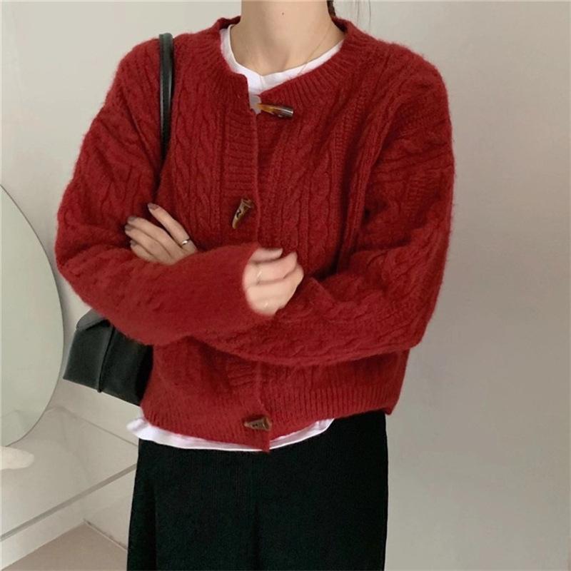 Retro Solid Color Horn Button Sweater Jacket Autumn and Winter New Casual Lazy Wind Soft Waxy Gentle Sweater Twist
