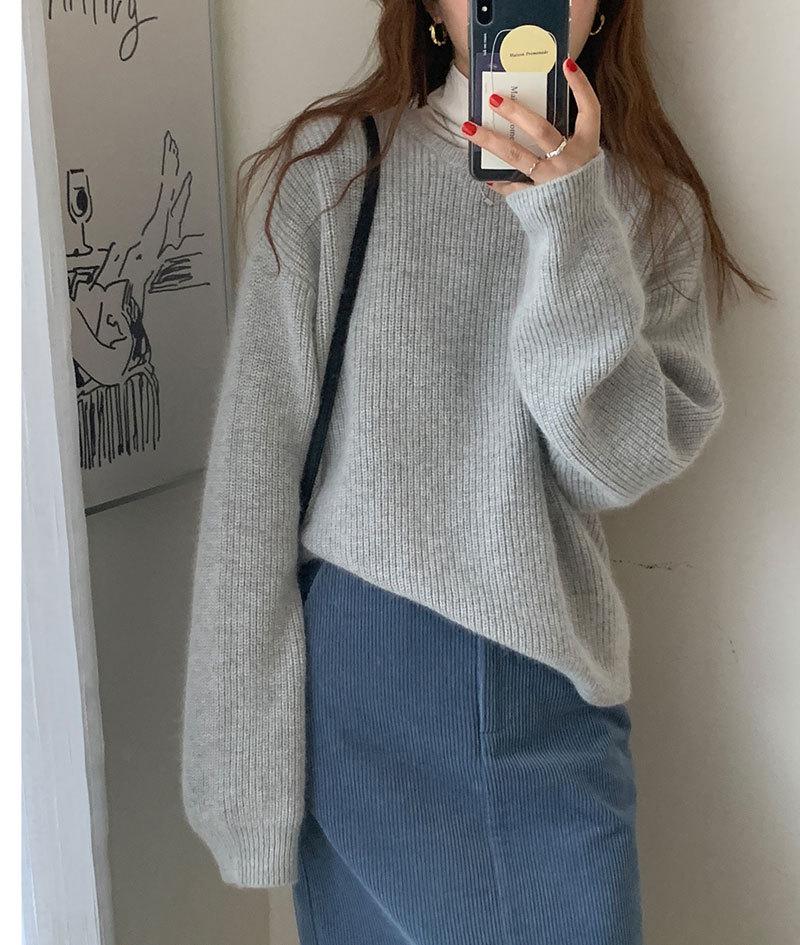 Women's Korean-Style Round Neck Sweater: Autumn/Winter Loose Pullover, Solid Color College-Style Knit Top