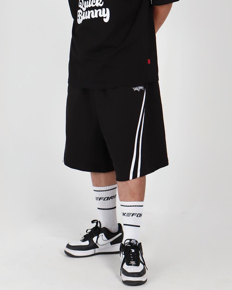 TAKEFORM Track Wide Bermuda Pants Black