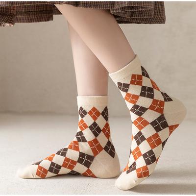 5 Pairs Women Retro Flowers Plaid Floral Stripe Sweet and Comfortable Fashion Simple Middle Tube Socks