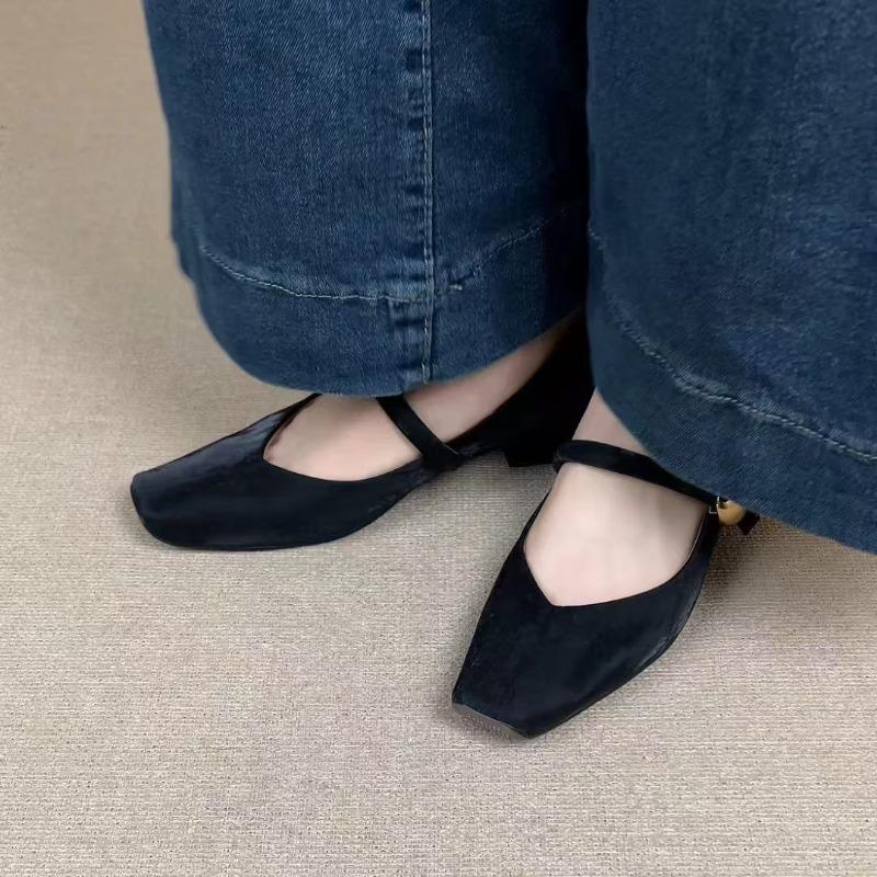 Fashion Brand New Style Women Flats Round Toe Shallow Slip On Ladies Casual Ballet Shoes Soft Leather Eelgant Dress Shoes Zapatos Mujer