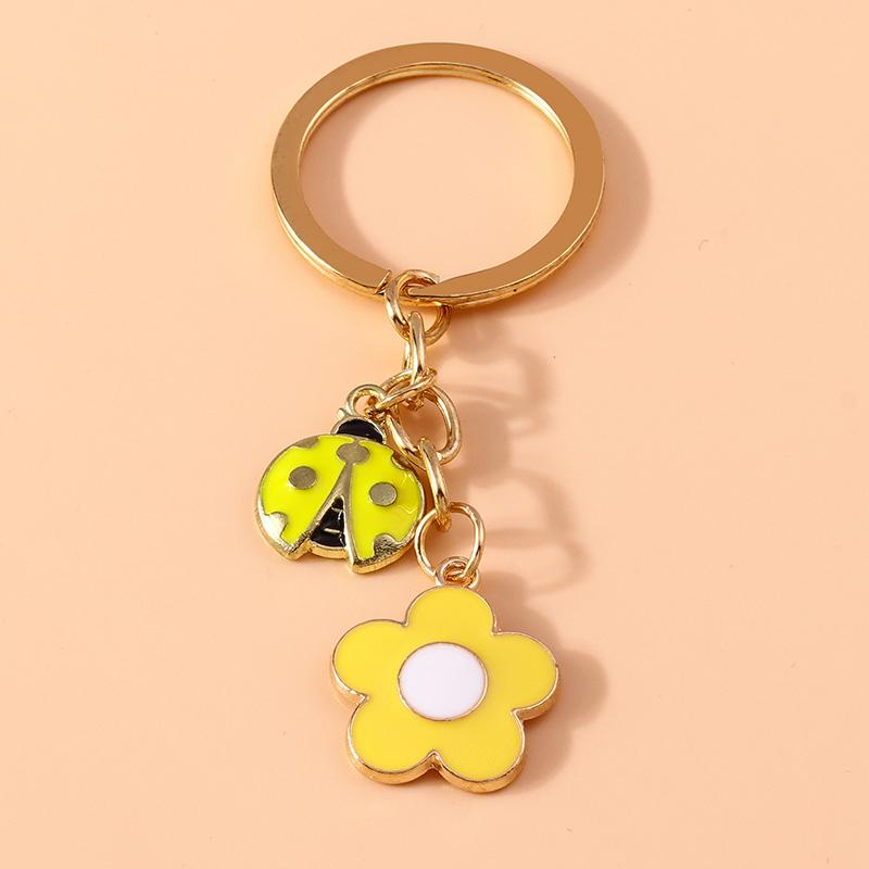 Cute Enamel Flower Bee Keychain Animal Key Rings Pendants for Women Girls Handbag Accessories DIY Jewelry Gifts