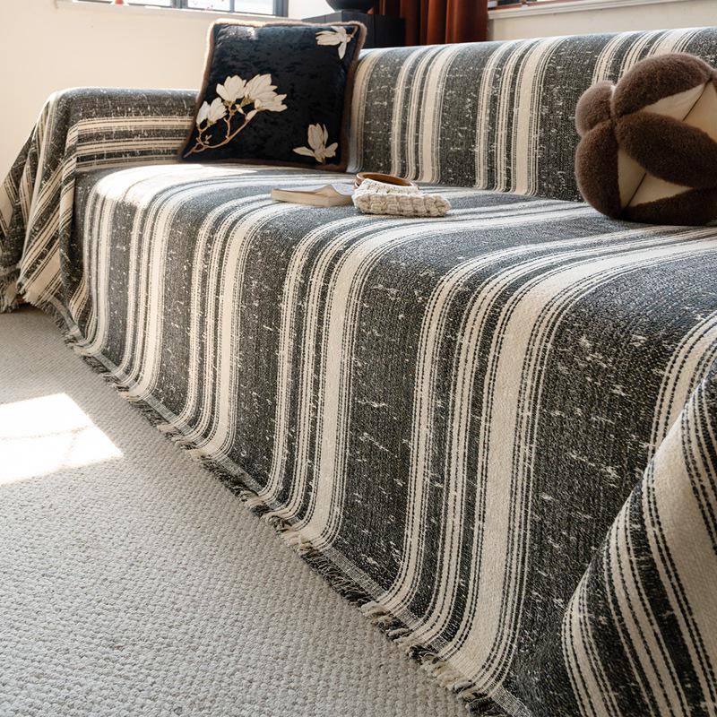 All-Season Chenille Sofa Cover: Dustproof, Claw-Resistant, Universal Fit