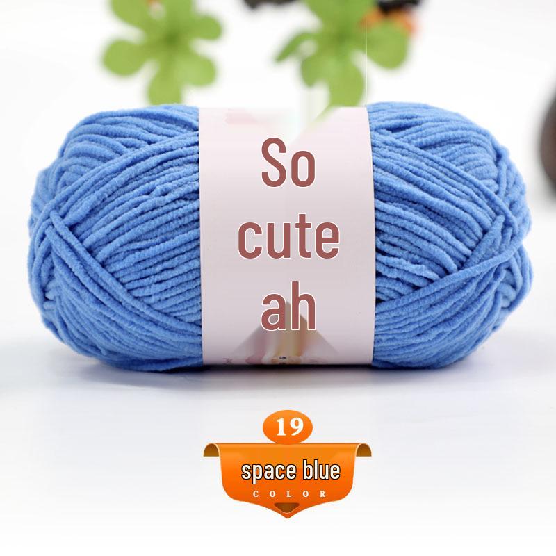 Medium Thick Chenille Yarn for Handmade Crochet Bags & Dolls