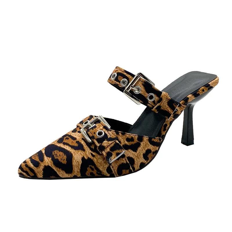 

Тапочки на большом каблуке для женщин, модные, с леопардовым узором, с пряжкой на тонком каблуке, классные тапочки Baotou, женская обувь 40