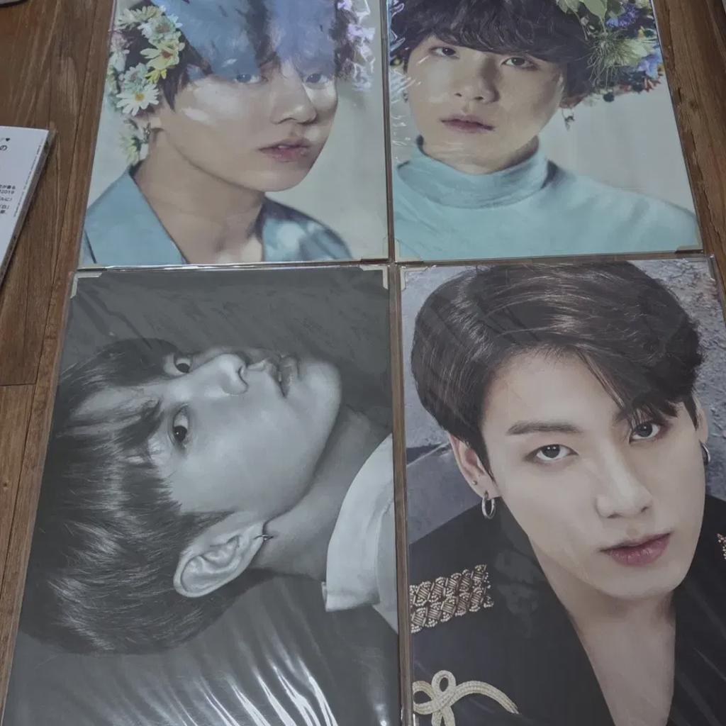 BTS Bts Marchandises Photo Premium Jungkook Suga