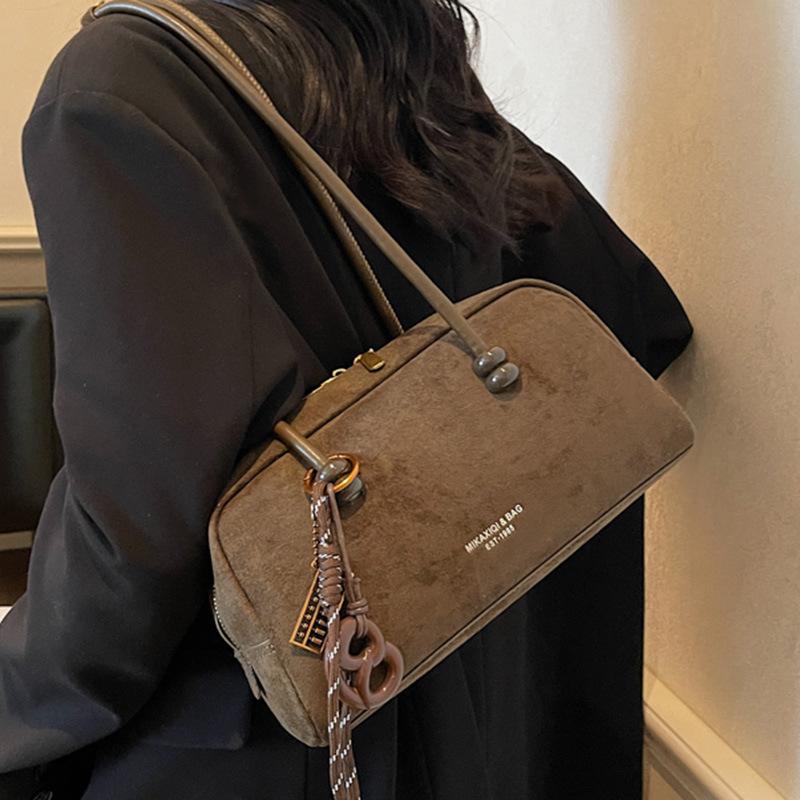 Retro Fashion Casual Armpit Bag Summer New Matte Trendy Tote Bag High Value Shoulder Bag Fashionable Bag