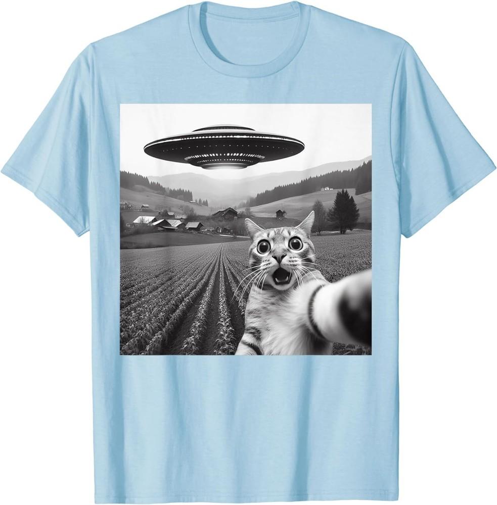 Funny Design Cat Selfie With An Alien UFO Theme Unisex TShirt Unisex T-Shirt XXXL