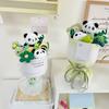 1 st Hand Hållande Blomma Högtidsgåva Plysch Kreativitet Docka Bukett Söt Panda Bukett Gradient Färg
