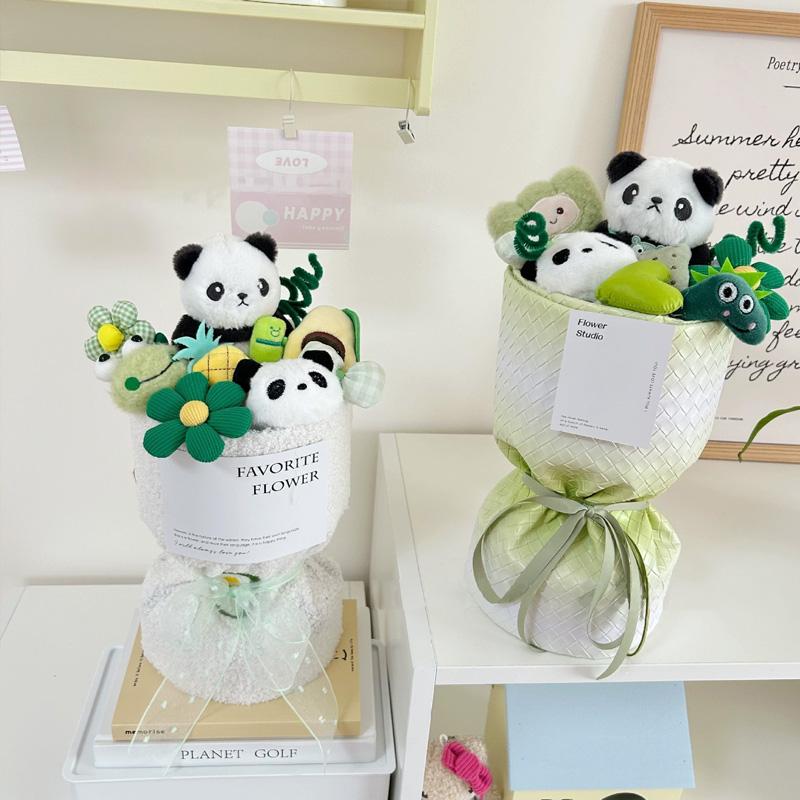 1 st Hand Hållande Blomma Högtidsgåva Plysch Kreativitet Docka Bukett Söt Panda Bukett Gradient Färg