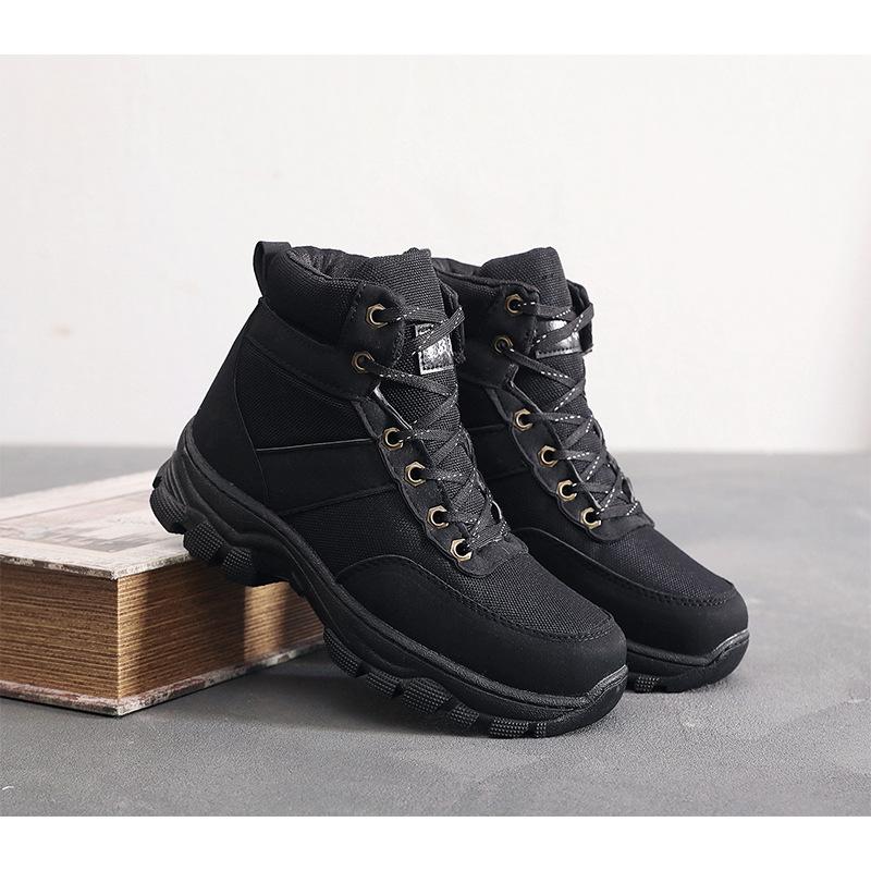 Winter men's outdoor snow boots high-top waterproof outdoor snow boots piled non-slip lightweight warm Northeast cotton shoes