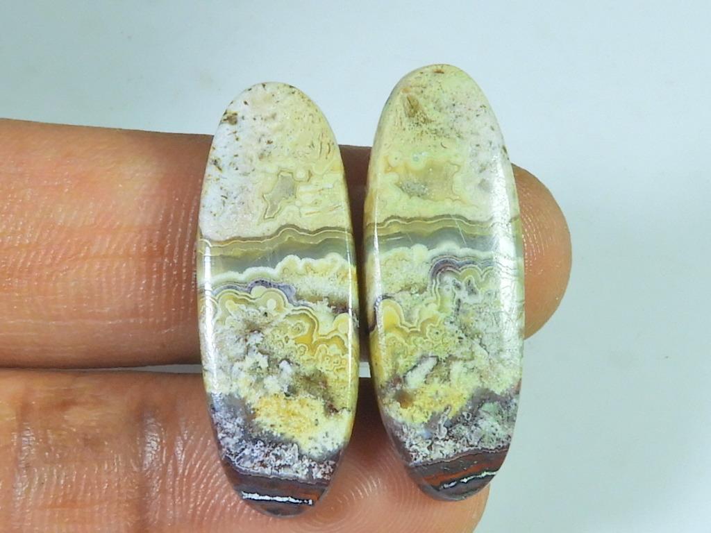 19Cts. AAA Crazy Lace Agate (10X29X03  Mm Each) Oval Cabochon Matched Pair SK-3072