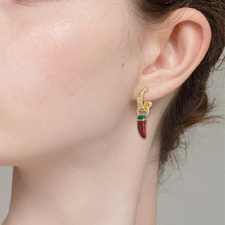 Eye Catching Chili Design Earrings Smooth Polish Finish Jewelry Piece Suitable For Sensitive Skin