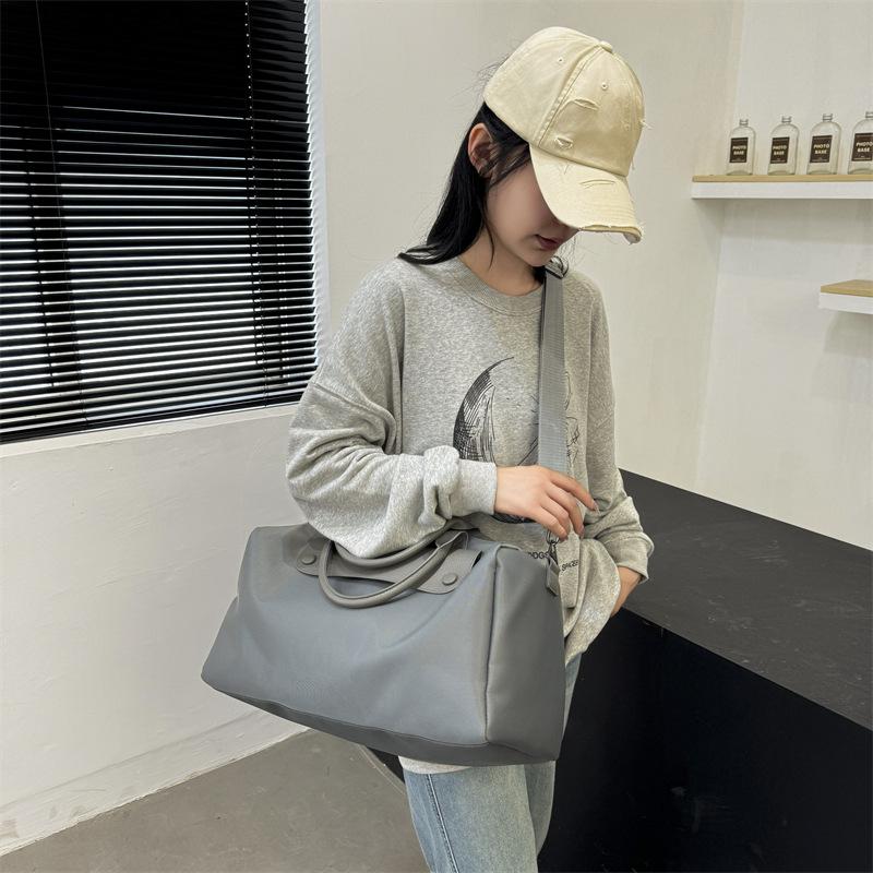 Large capacity multi-functional men's and women's fitness bag outdoor leisure sports yoga bag dry and wet separation portable travel bag