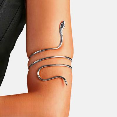 European-American Retro Snake-Shaped Alloy Bangle: Women's Exaggerated Twisted Wrap Animal Bracelet Armlet Cuff.