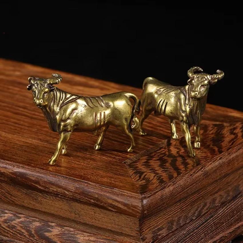 1 Pair Solid Brass Ox Sculpture Zodiac Desktop Decor Handmade Copper Art Collectible Gold Plated Lucky Charm for Christmas